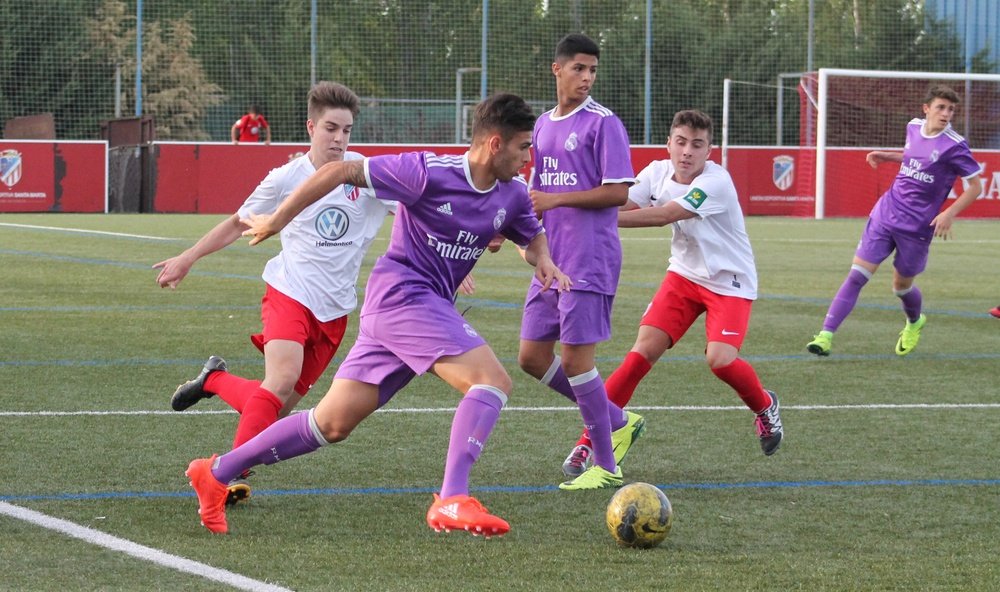 Lance de un partido del juvenil B del Real Madrid de esta temporada. UDSantaMarta