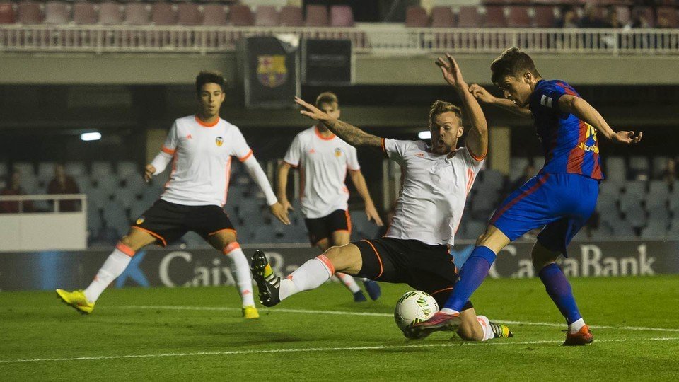 El Valencia Mestalla quiere olvidar el varapalo ante el Barça B ganando al Sabadell. FCBMasia