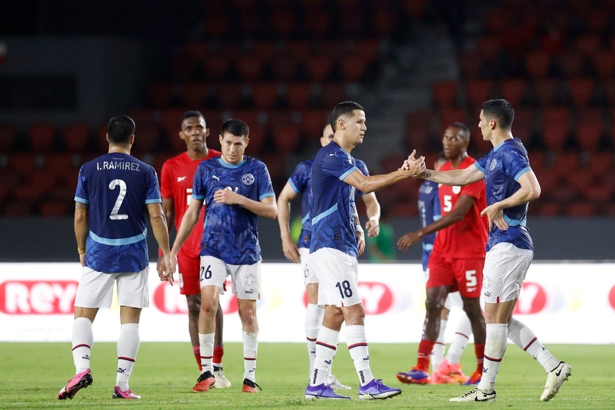 Paraguay vence a Panamá en un amistoso poco amistoso