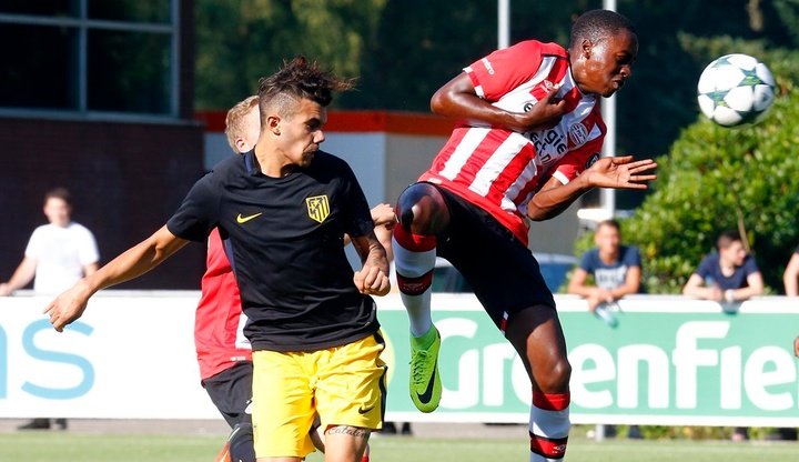 El calor obligó a parar el PSV-Atlético de Youth League varias veces