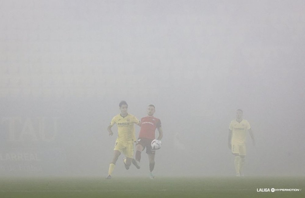 Mucha niebla y poco fútbol. LaLiga