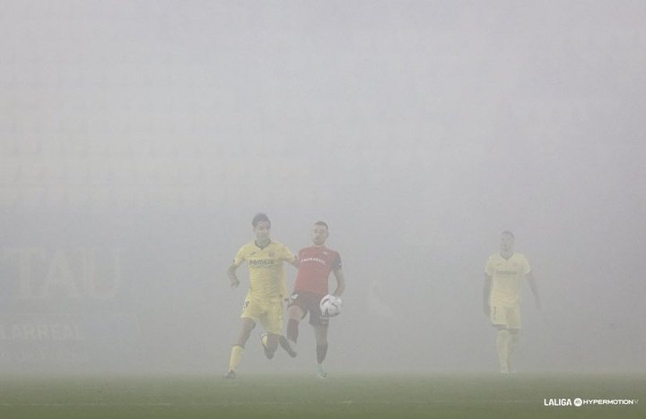 Mucha niebla y poco fútbol
