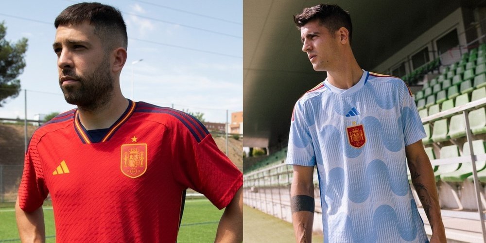 Camiseta suplente adidas de España Mundial 2022