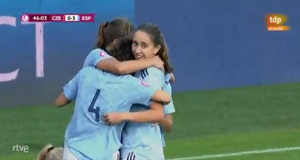 España Femenino Sub 19 goleó a República Checa. Captura/TDP