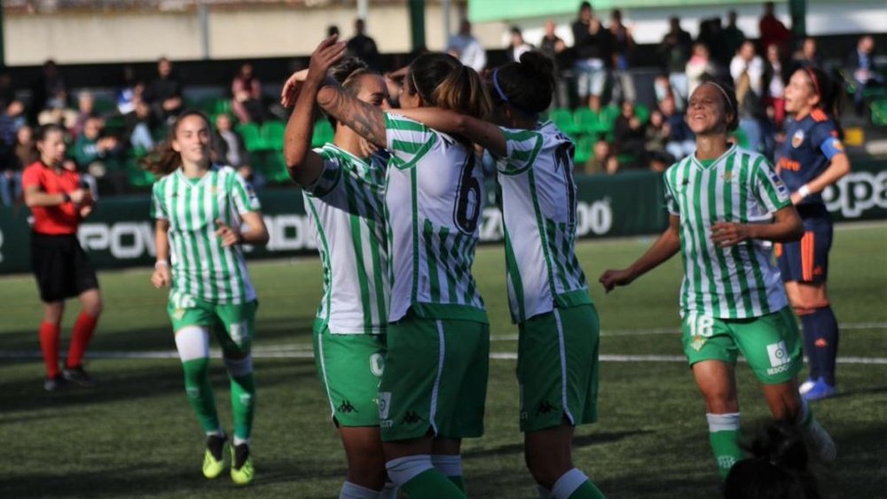 El Betis es el equipo que más asistencia media tiene en casa. RealBetisFem