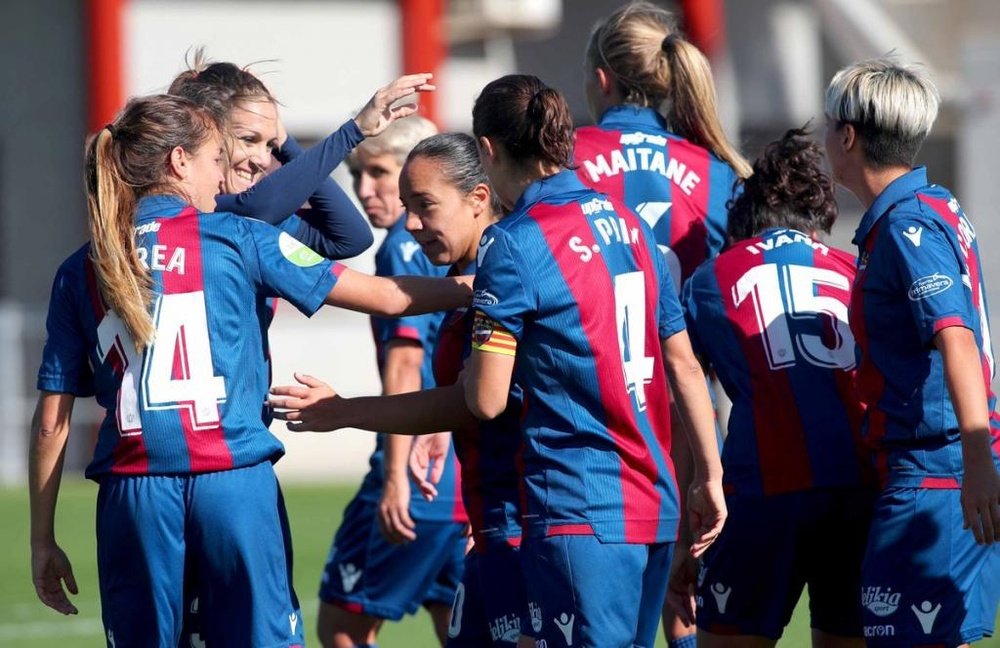 Las chicas 'granotas' tendrán enfrente al imponente Barça. Twitter/LevanteUDFemenino