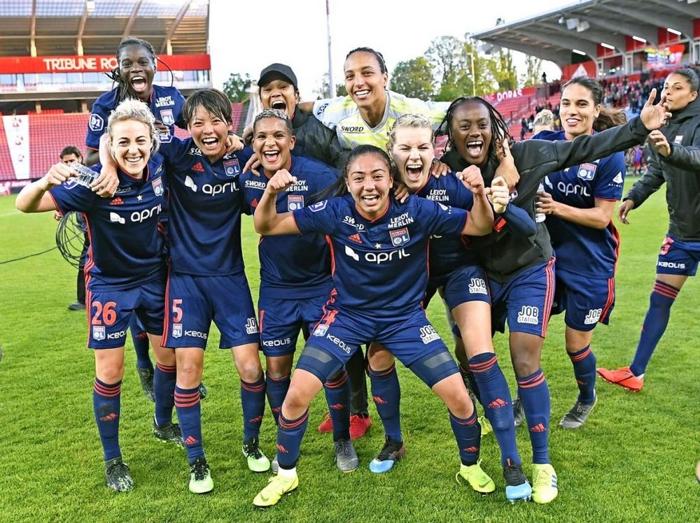 Tras golear 0-4 en el campo del Dijon. Twitter/OLFéminin