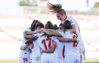 El Sevilla Femenino goleó al Levante Las Planas por 5-0. LaLiga