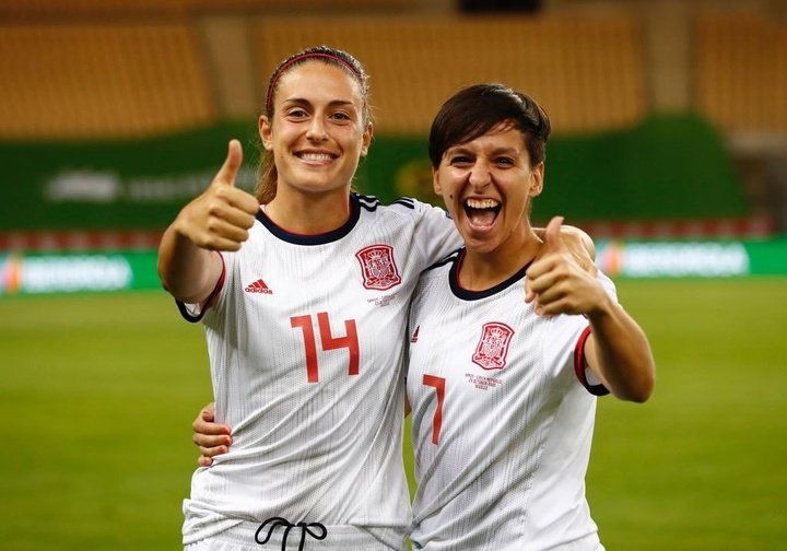 Alexia y Corredera celebraron con el 4-0 sus 80 partidos internacionales