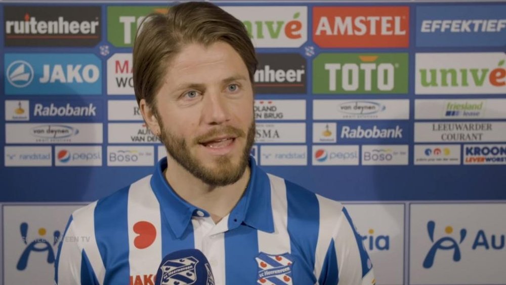 Schöne vuelve al Heerenveen tres lustros después. Youtube/SCHeerenveen