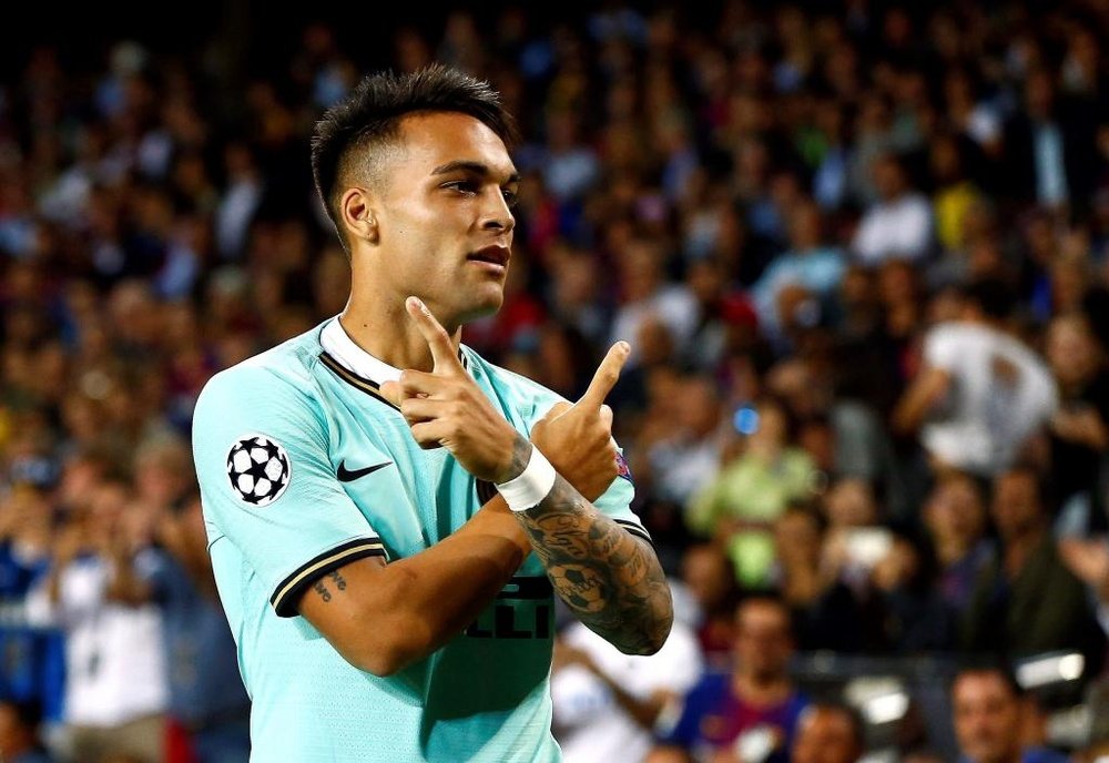 Barcelona and City's interest in Lautaro Martinez force Inter to react. EFE