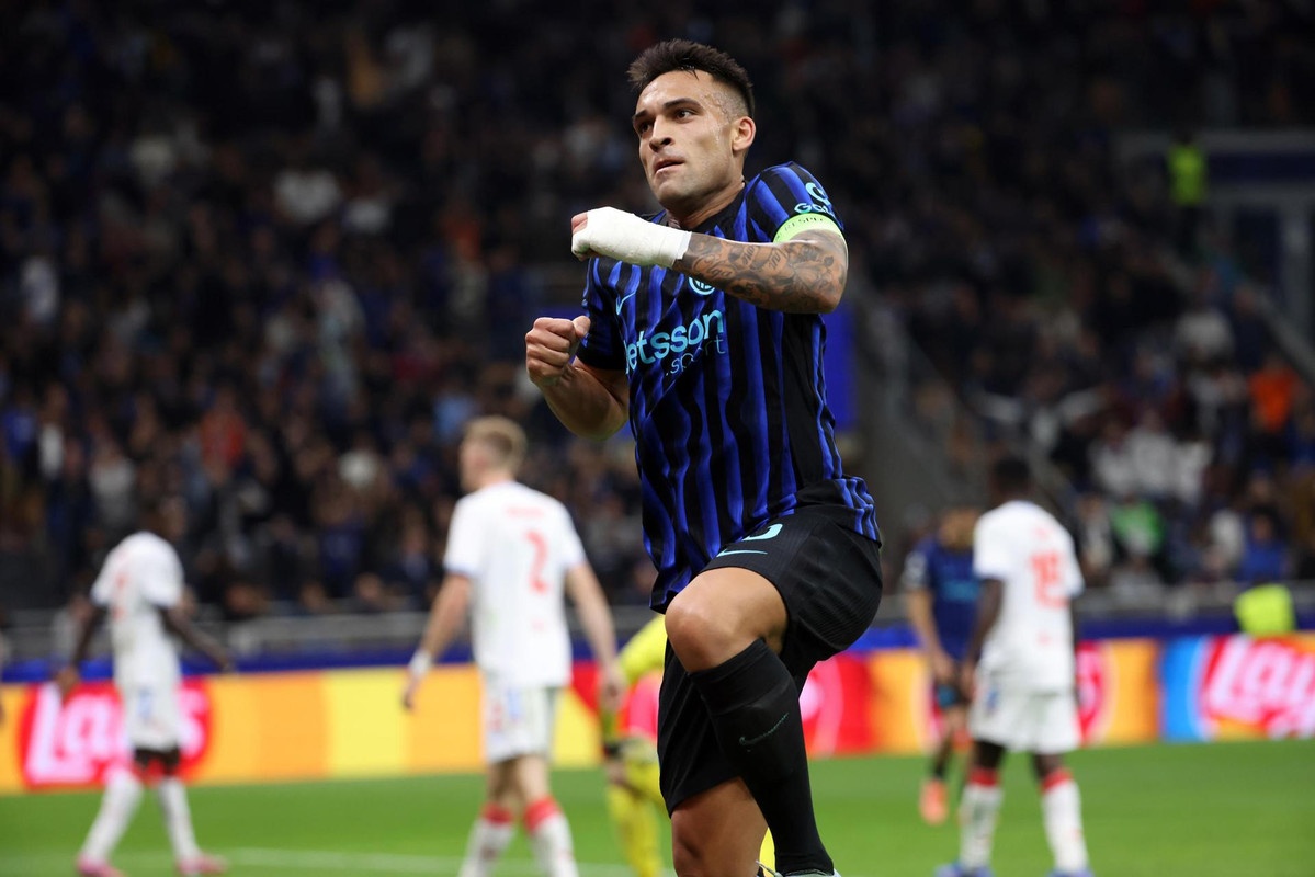 Lautaro Martinez finished with 12 goals, scoring in nine different matches