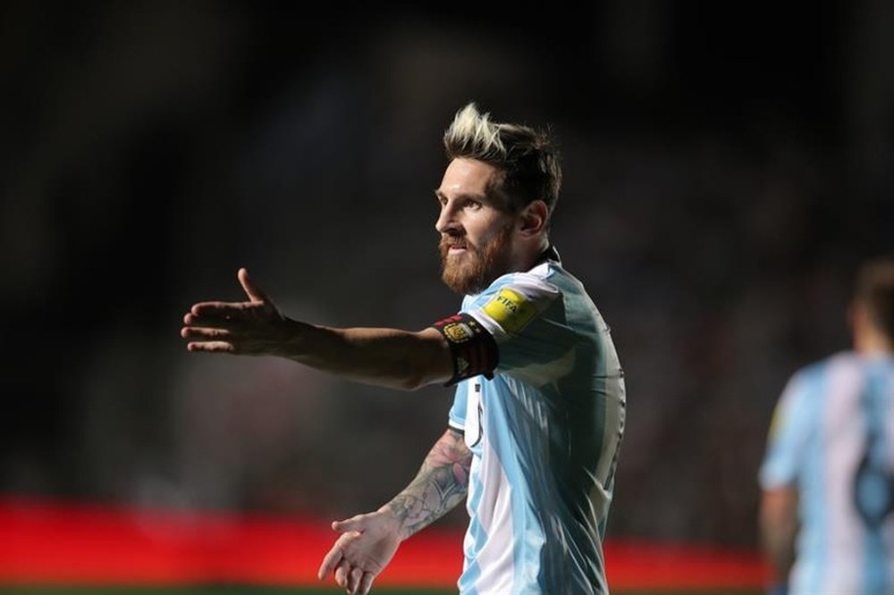 El delantero argentino ha sido sancionado con cuatro partidos. AFP