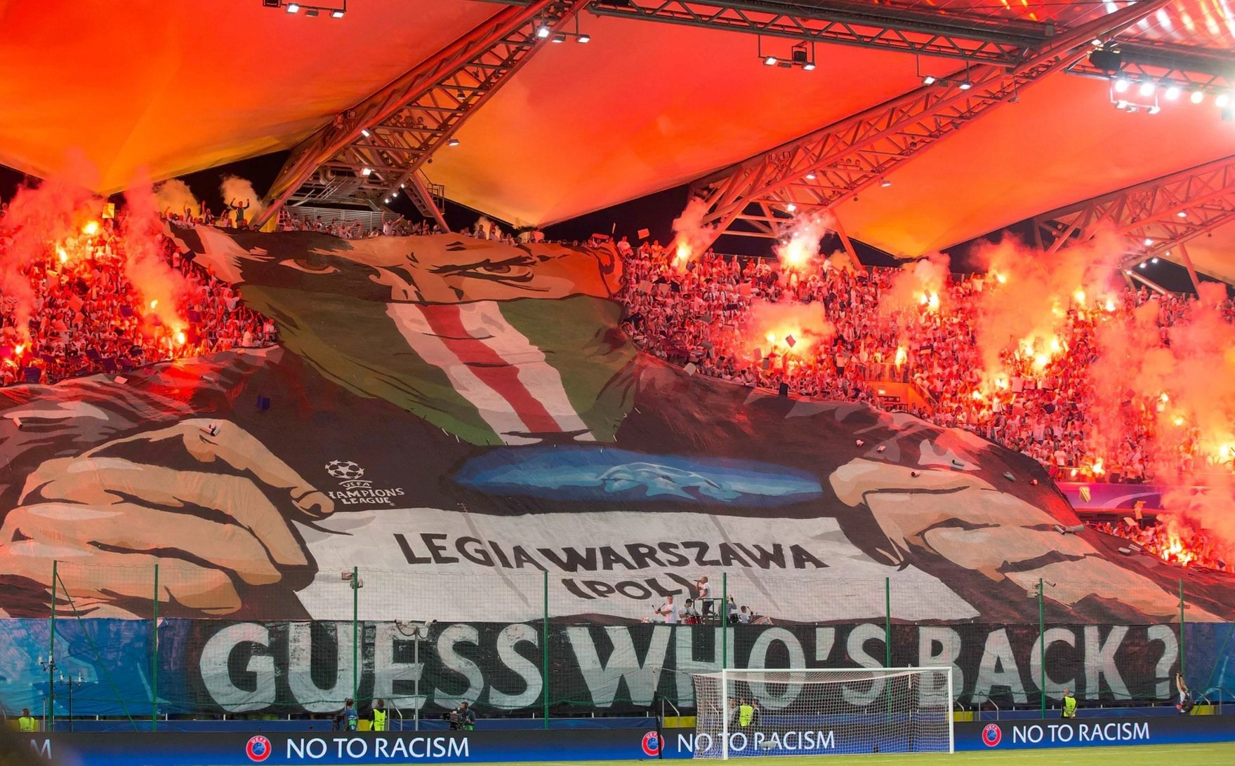 Legia Warsaw apologise for crowd trouble