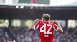 Lennart Karl pide perdón y brilla con un doblete y una asistencia