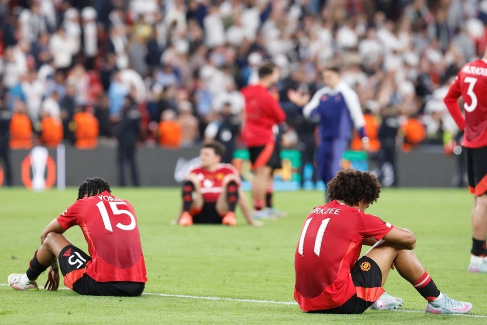 Manchester United have collected just a single point from their opening two league fixtures. EFE