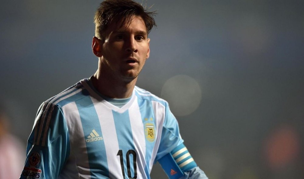 El delantero argentino ha evitado hablar sobre su polémico mensaje en redes sociales. AFP