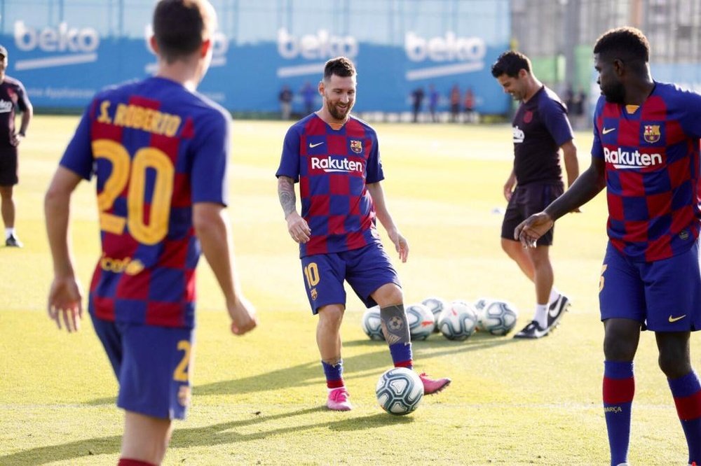 O Barça sorri com a volta de Messi. FCBarcelona