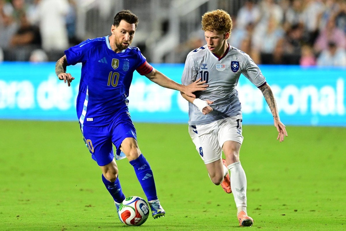 Argentina secure 6-0 victory over Puerto Rico