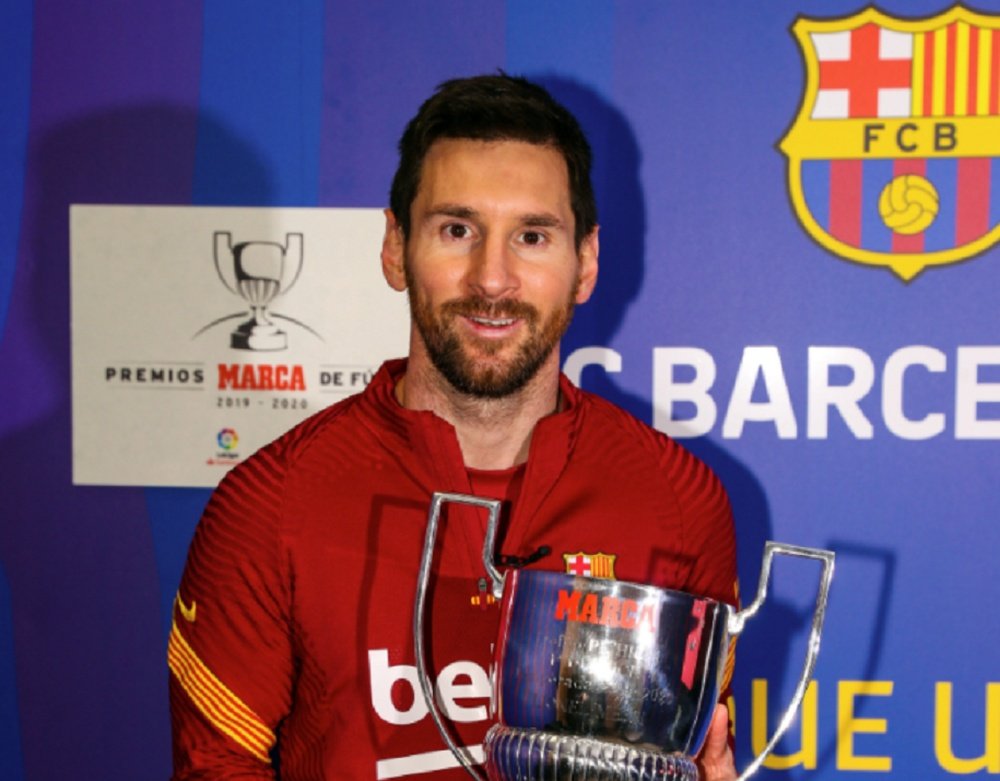 Messi reçoit son Pichichi. FCBarcelona