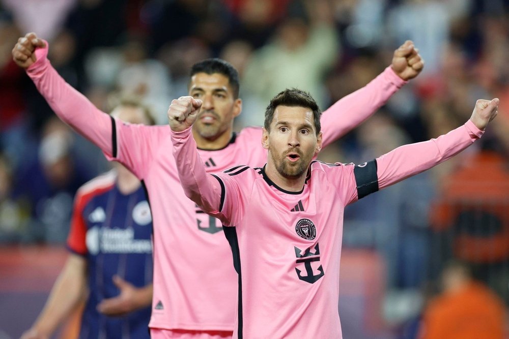 Suarez confirmed Messi’s desire to play at 2026 World Cup. EFE