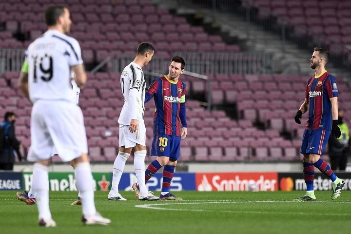 Arthur compare Ronaldo et Messi. AFP