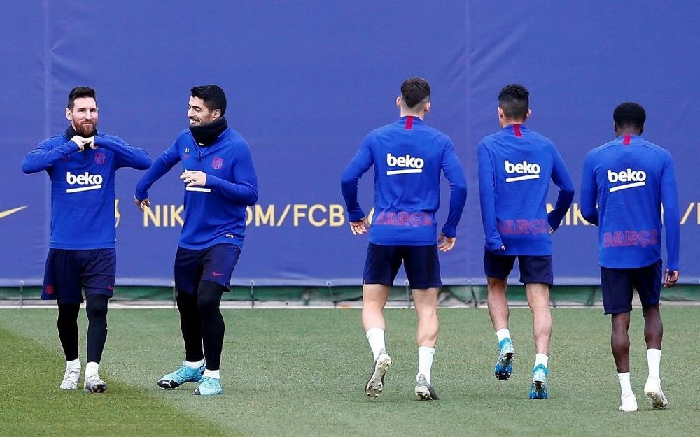 El Barça prepara el encuentro con las sabidas ausencias de Dembelé, Semedo y Jordi Alba. EFE