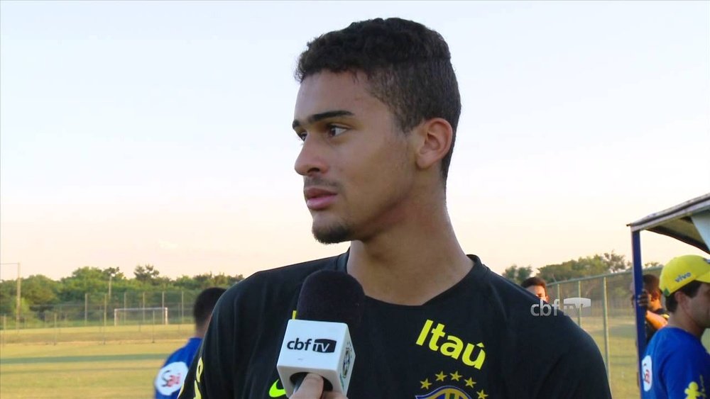 Leo Santos est présent sur l'agenda du Real Madrid. CBF