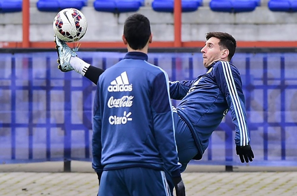 Lionel Messi takes part in a training session in Concepcion, Chile, on July 1, 2015 during the 2015 Copa America football championship