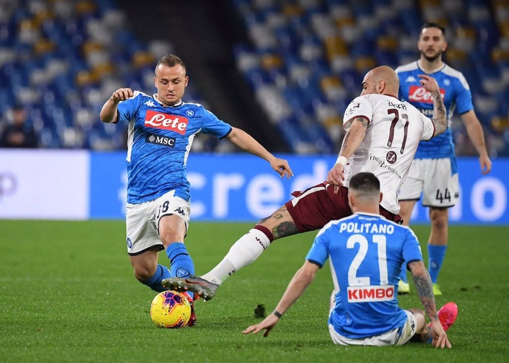 Lobotka wants to stay at Napoli. Twitter/SSCNapoli