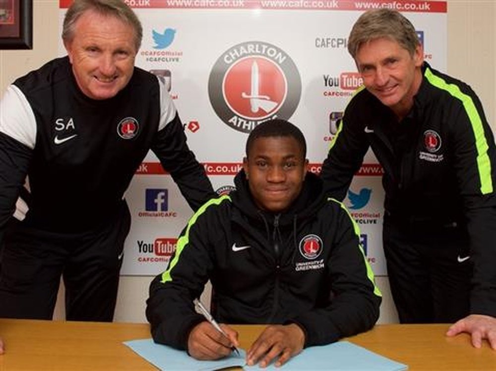 Lookman (C) is set to join Everton. CAFC
