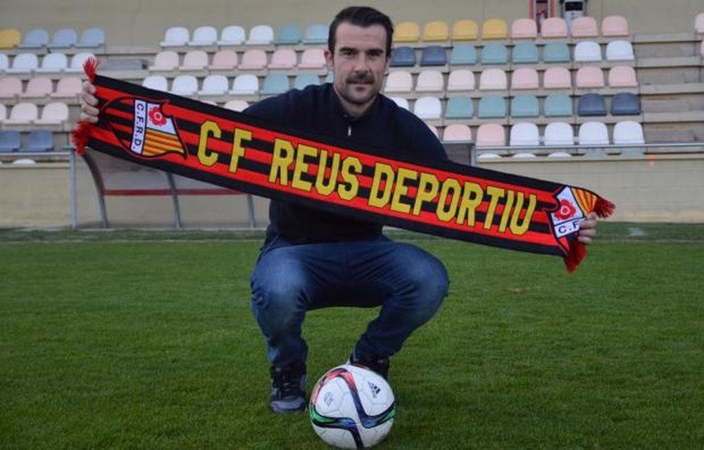 López Garai pasó del césped al banquillo del Reus. ReusDigital