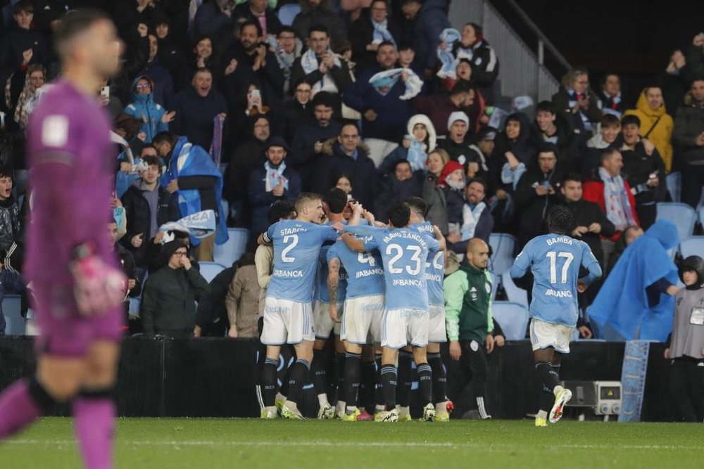 Los 'gallitos' de Primera RFEF van contra el Celta. EFE