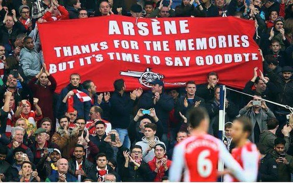 Arsenal fans reveal banner during Hull City game at FA Cup. Twitter