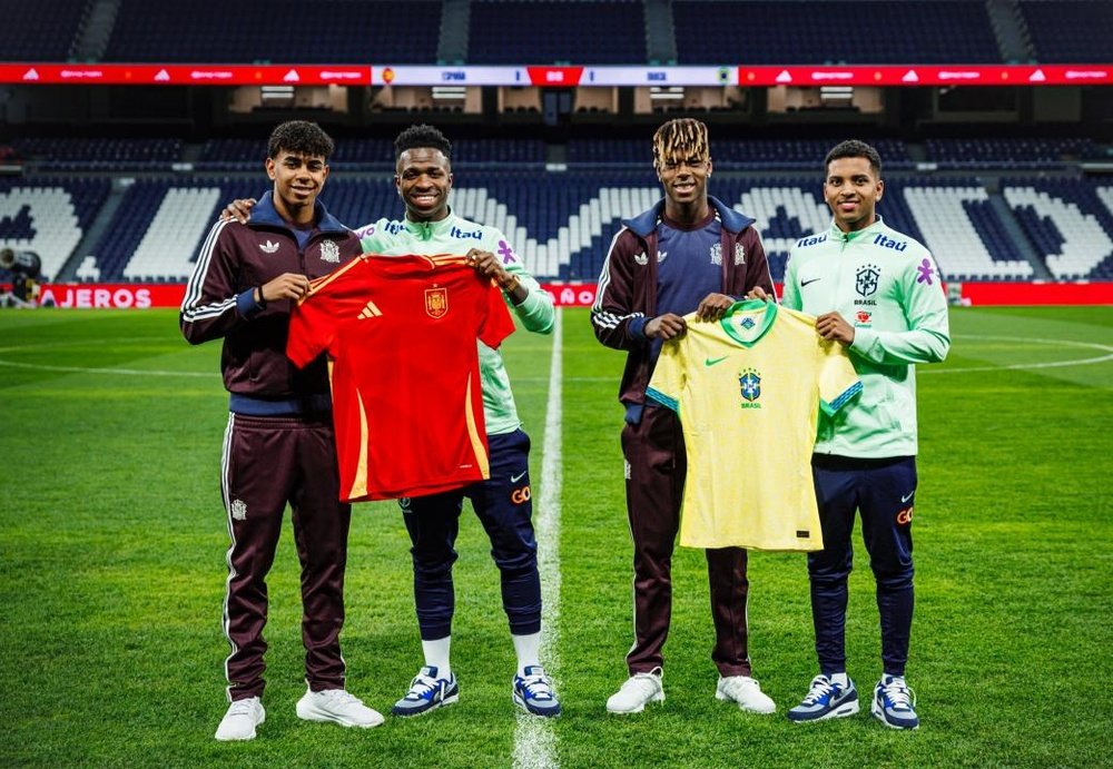 Lamine Yamal, Vinicius, Nico Williams e Rodrygo, juntos contra o racismo. SeFutbol