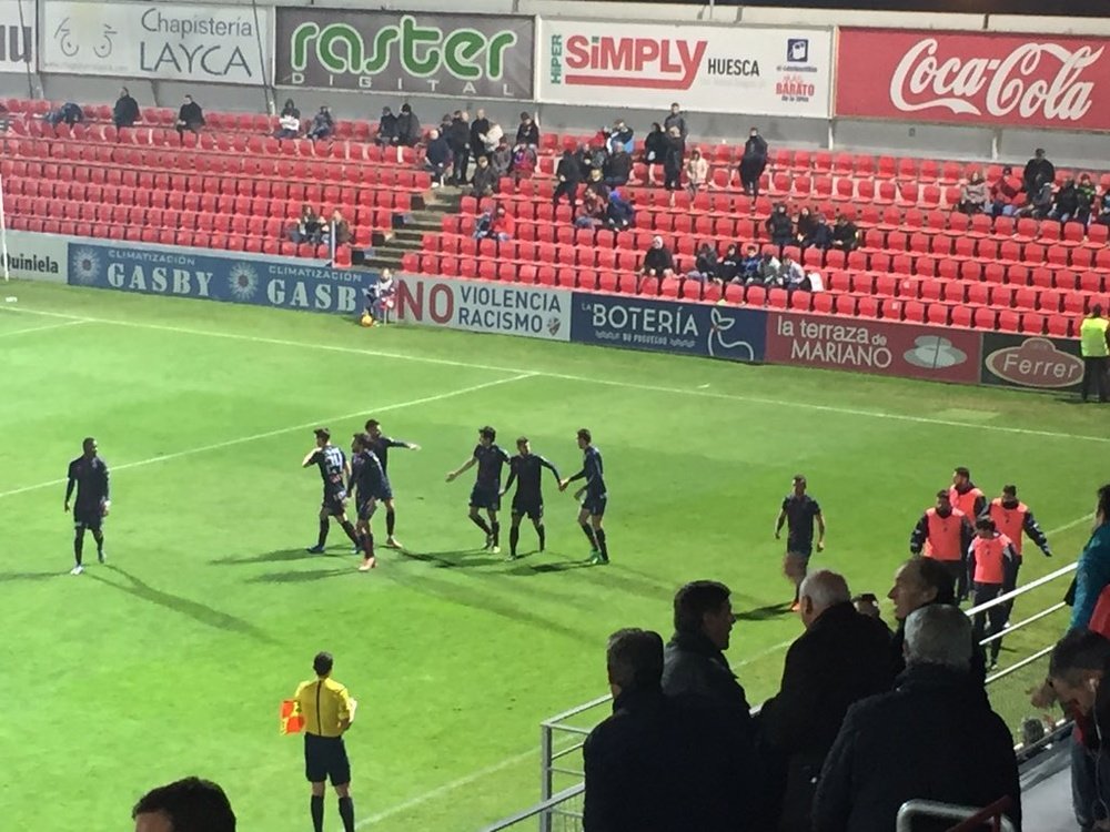 Los futbolistas del Huesca celebran el tanto inicial de Machís al Leganés. Twitter
