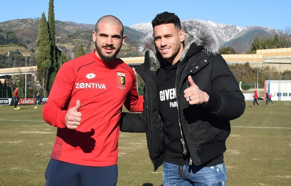 Sturaro et Sanabria, nouveaux joueurs de Genoa. GenoaFC