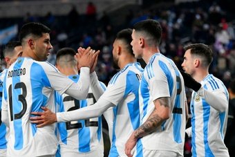 Argentina goleó por 0-3 a El Salvador. EFE