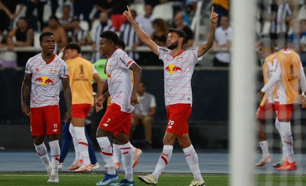 Notícias destacadas do futebol brasileiro no dia 31 de março de 2025. EFE