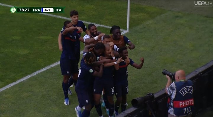 Francia goleó a Italia por 4-1. Captura/UEFATV