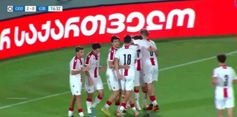 Vasilios Gordeziani marcó su primer gol con Georgia. Se estrenó con la Sub 21 con un gol de cabeza a los 17 minutos del partido contra Gibraltar, un choque clasificatorio para el Europeo.