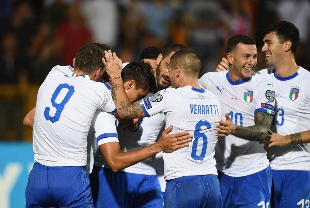 Itália vira para cima da Armênia. AFP