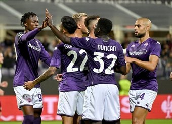 La Fiorentina ganó por goleada en casa. EFE