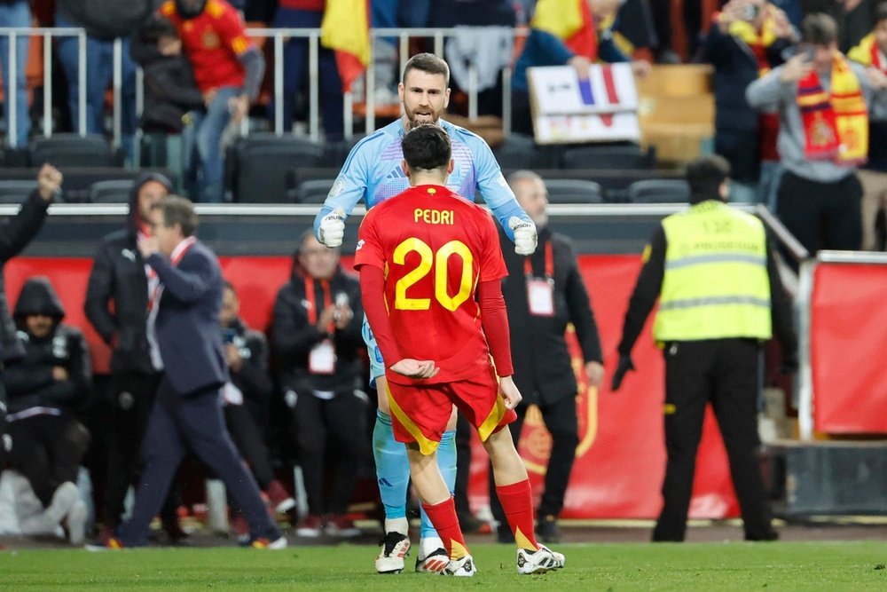 Unai Simón ha parado siete penaltis con España. EFE