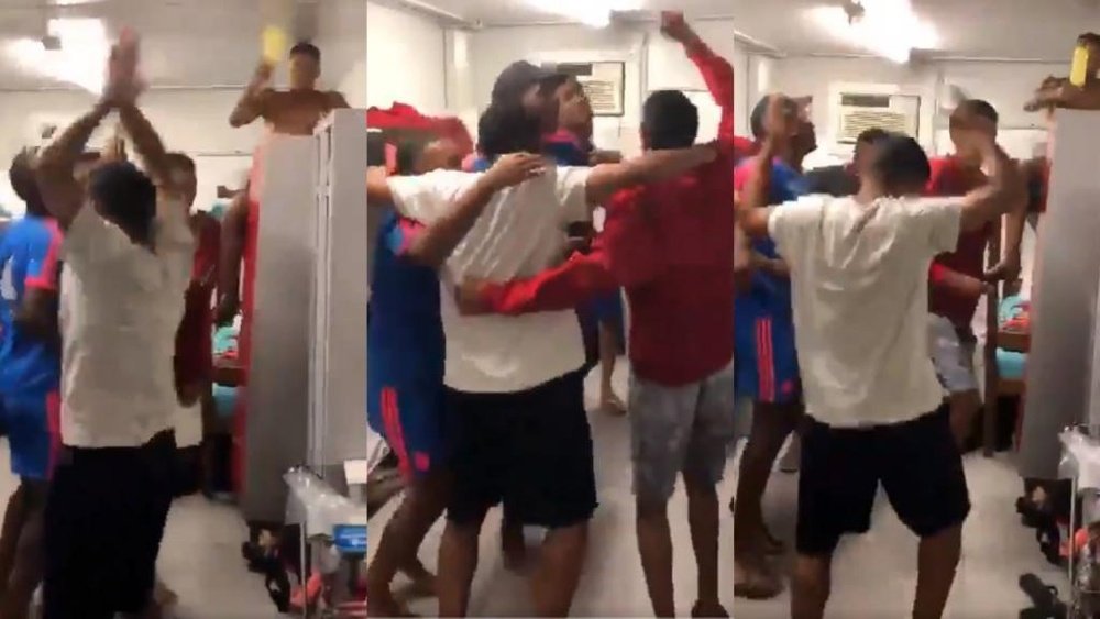 En el vídeo se ve a los jugadores de Flamengo cantando el himno. WavertonSousa