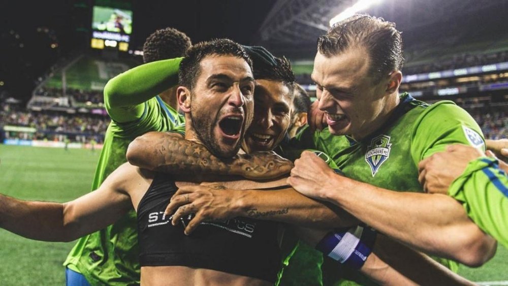 Seattle termina con el sueño de Vela. Sounders