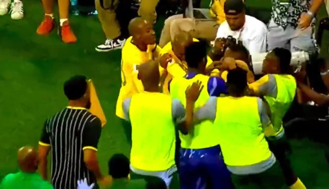 Les vuvuzelas sont de retour, l'Afrique du Sud se qualifie pour le Mondial 2026