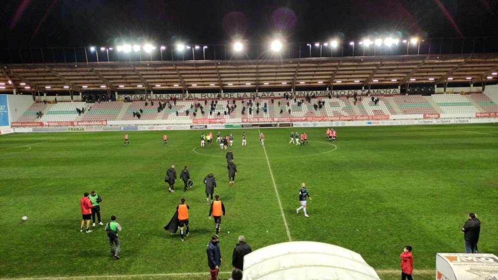 El Zamora ganó 2-1 a la SD Logroñés en el Ruta de la Plata. Twitter/SDLogrones