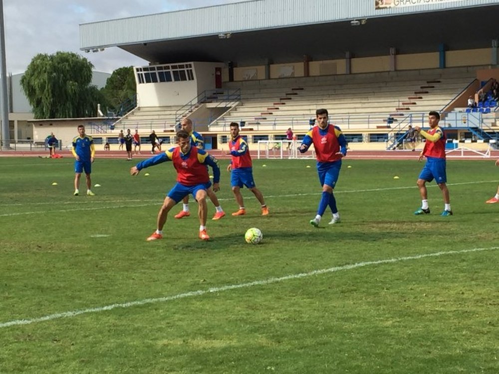 Los jugadores del Alcorcón, en un entrenamiento. ADAlcorcon