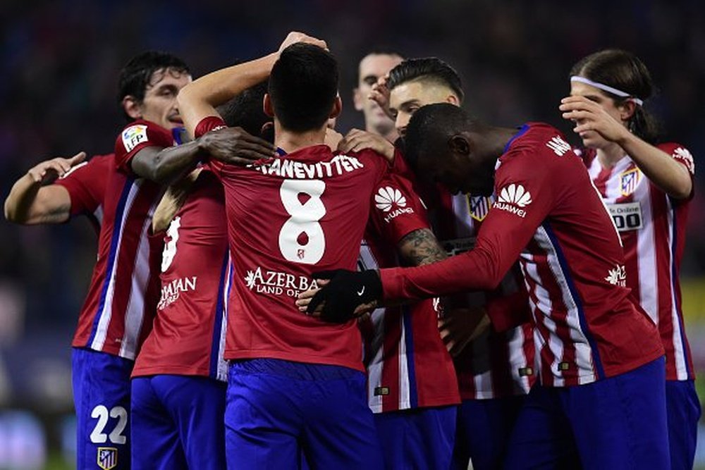 Los jugadores del Atlético celebran uno de los goles contra el Rayo. Twitter